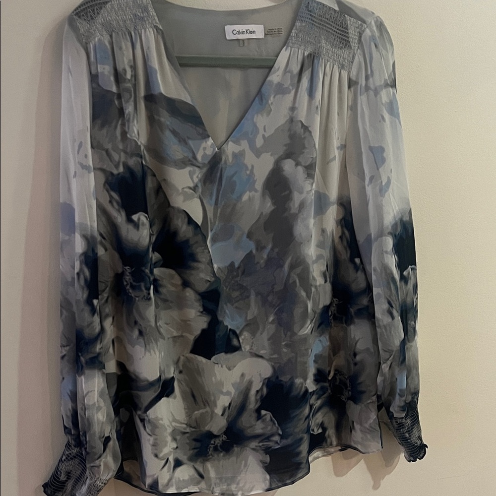 Calvin Klein Women's Floral Blouse - Black and White